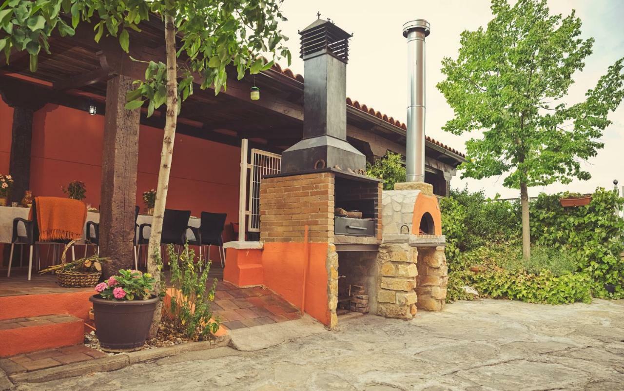 Apartamento 2 4/6 Pax Casa Rural El Sauce. A 2,5 Km De Cuenca Capital Nohales Eksteriør bilde