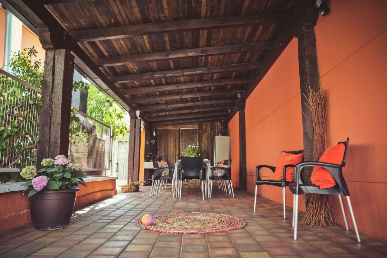 Apartamento 2 4/6 Pax Casa Rural El Sauce. A 2,5 Km De Cuenca Capital Nohales Eksteriør bilde
