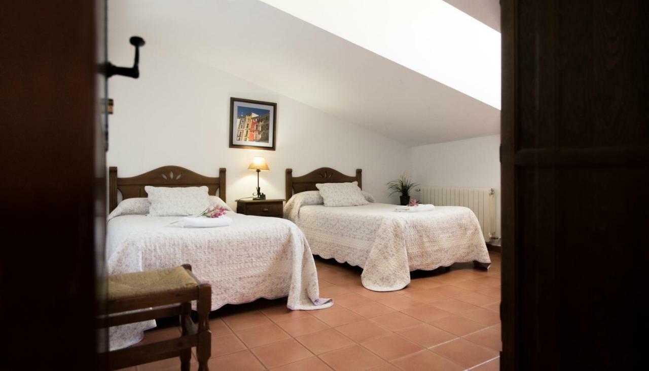Apartamento 2 4/6 Pax Casa Rural El Sauce. A 2,5 Km De Cuenca Capital Nohales Eksteriør bilde