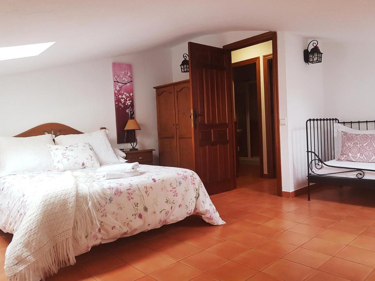 Apartamento 2 4/6 Pax Casa Rural El Sauce. A 2,5 Km De Cuenca Capital Nohales Eksteriør bilde